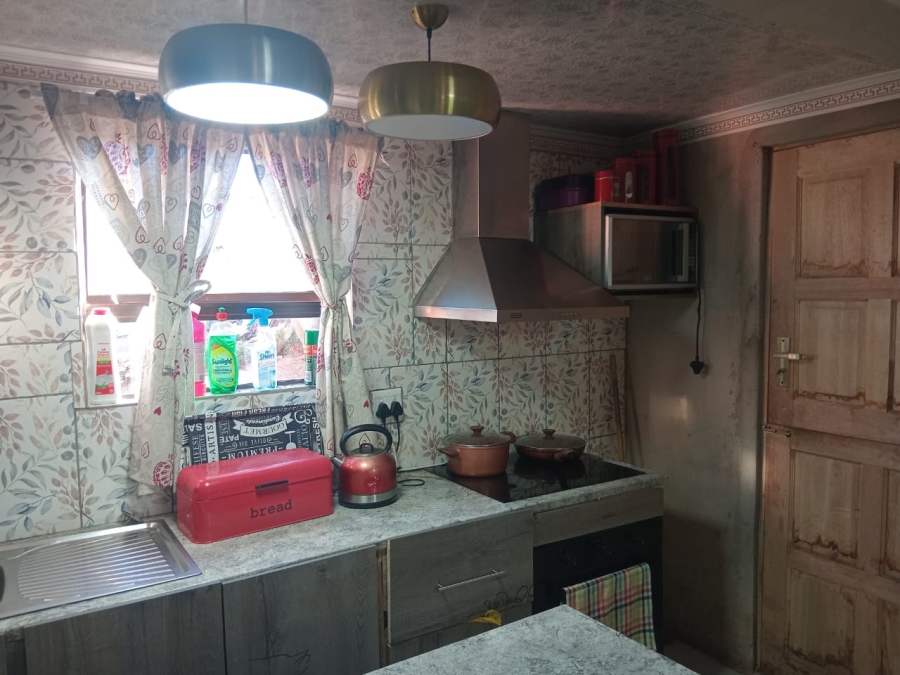2 Bedroom Property for Sale in Kwa Nobuhle Eastern Cape
